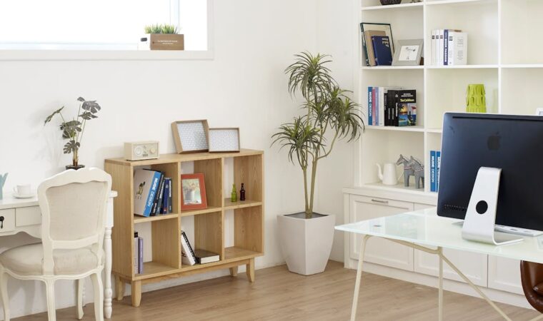 Regał, który poprawia brzmienie: biblioteczka-dyfuzor QRD do salonu i biura [DIY + Smart]